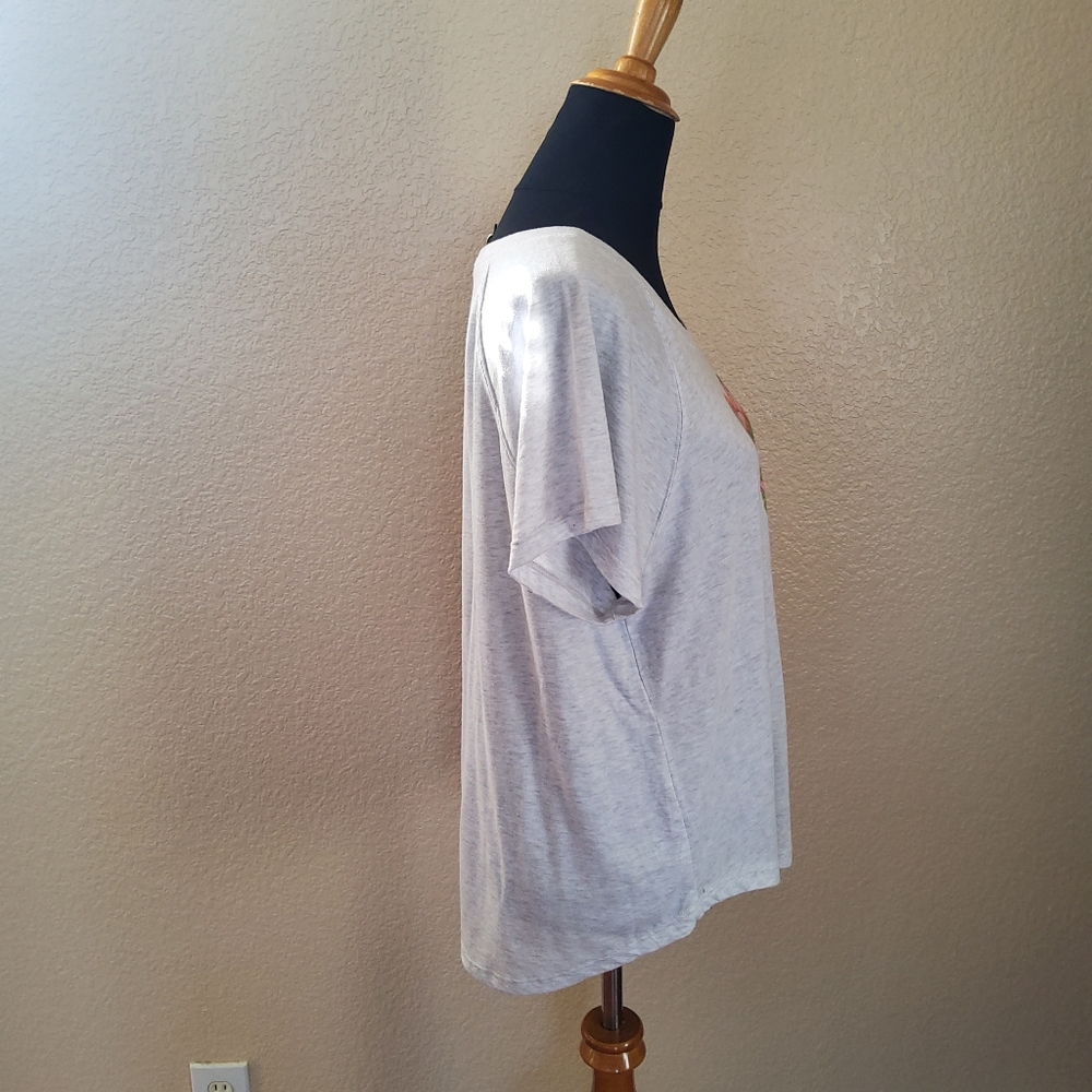 Cabi Knit Floral Heart Top M Grey New - Picture 3 of 7